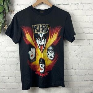 SOLID ROCK Kiss Revenge Tour Short Sleeve Graphic Tee-Shirt size M